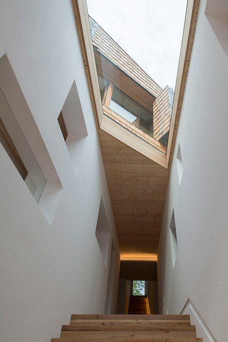 Elisabeth and Helmuth Uhl foundation by modostudio
