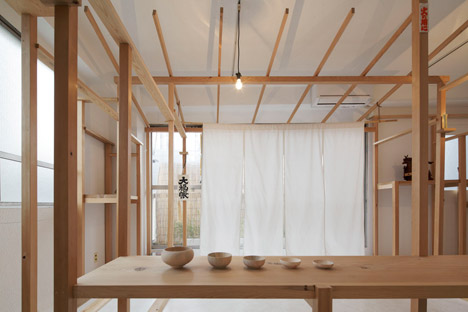 En Yu-an shop by Fumihiko Sano