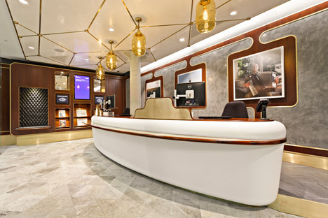 Eurostar St Pancras ticket hall by Christopher Jenner