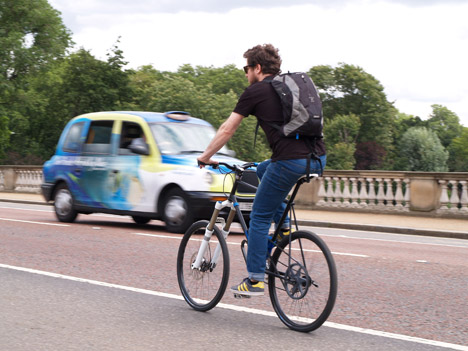 Flux Bike by Offer Canfi