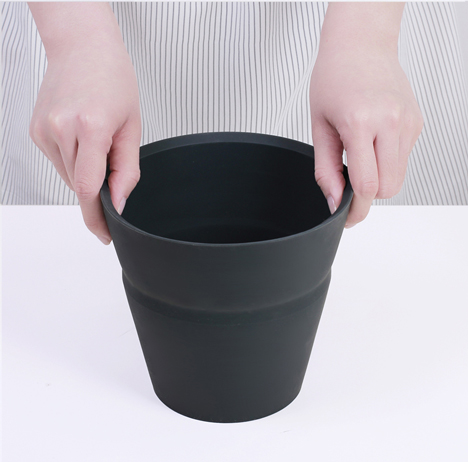 Fold Pot by Emanuele Pizzolorusso for Zincere