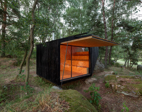 Forest Retreat by Uhlik Architekti