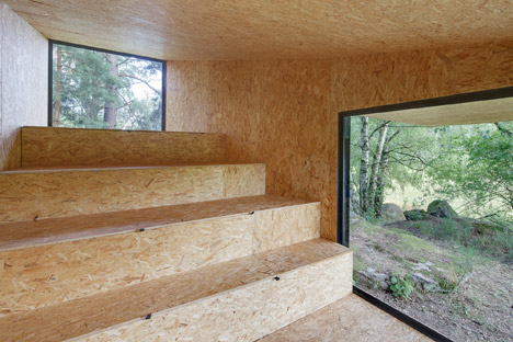Forest Retreat by Uhlik Architekti