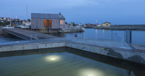 Hasle Harbour Bath by White Arkitetker