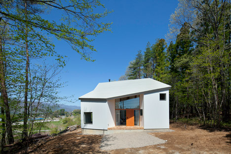 House to view the mountain by Kawashima Mayumi Architects