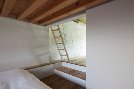 House with Loft by Hiroyuki Tanaka