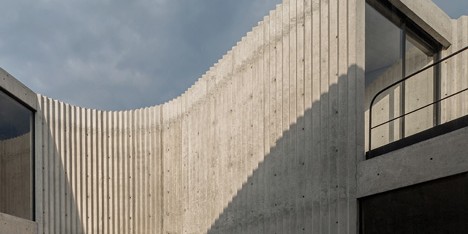 Cherem Arquitectos completes corrugated concrete house in Mexico