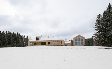 House Riihi by OOPEAA