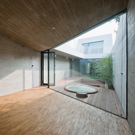 House by Caramel Architects