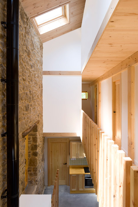 House in Cantabria by 2260mm, Manel Casellas and Mar Puig de la Bellacasa