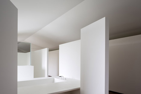 Ilse of Water by Five AM Design Studio