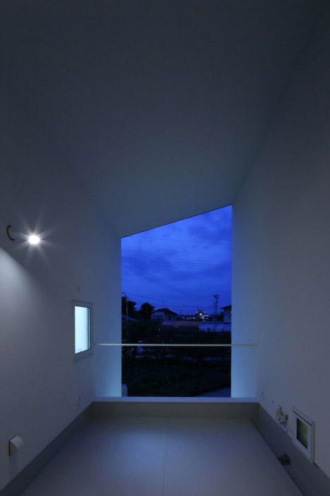 KHT-house-by-IRA_dezeen_468_34