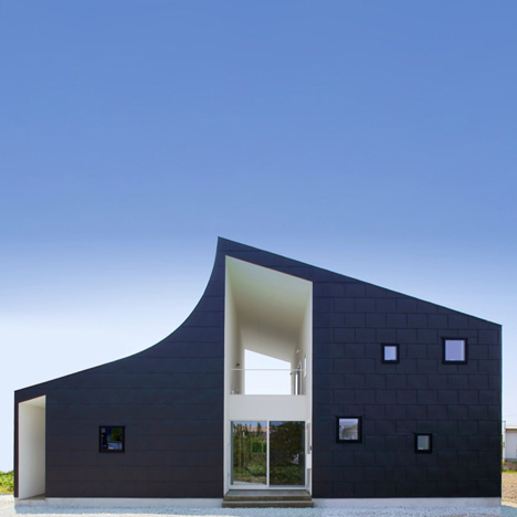 KHT house by IRA