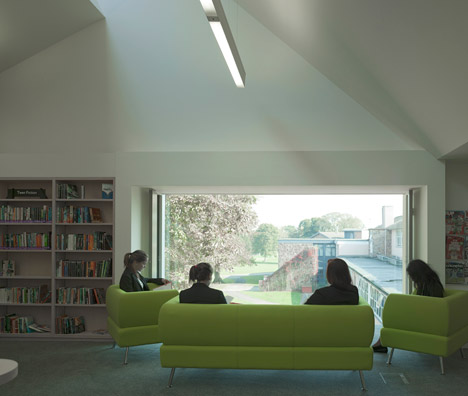 Kings College Library by Mitchell Taylor Workshop