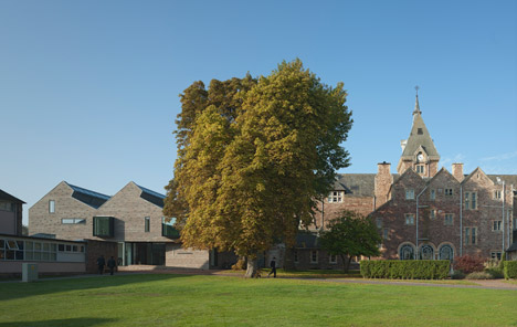 Kings College Library by Mitchell Taylor Workshop