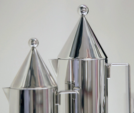 La Conica espresso maker by Aldo Rossi for Alessi