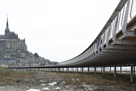 Mont Saint Michel_dezeen_1