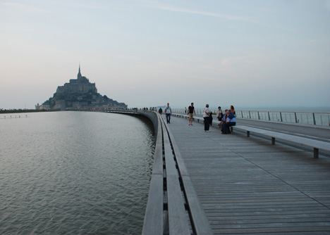 Mont Saint Michel_dezeen_2