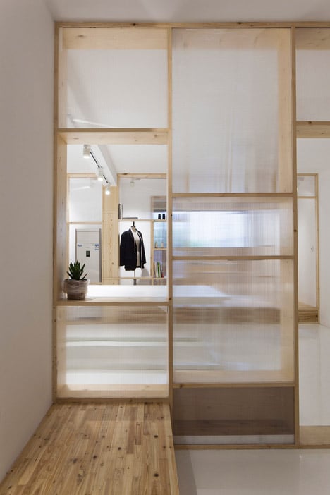 Nanjing apartment conversion by Cao Pu