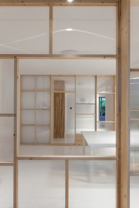 Nanjing apartment conversion by Cao Pu