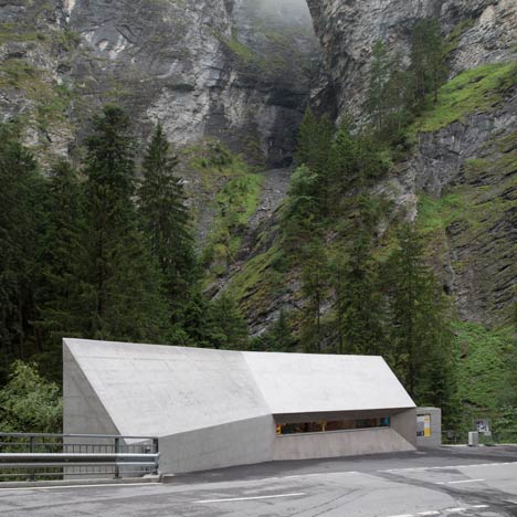Concrete visitor centre by Iseppi/Kurath looms over an Alpine gorge