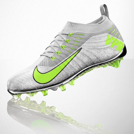 Nike Vapor Ultimate studded cleats