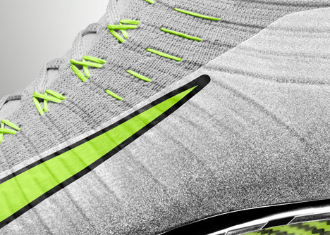 Nike Vapor Ultimate studded cleats