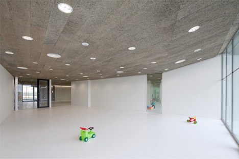 Nursery School in Haro by Taller Básico de Arquitectura