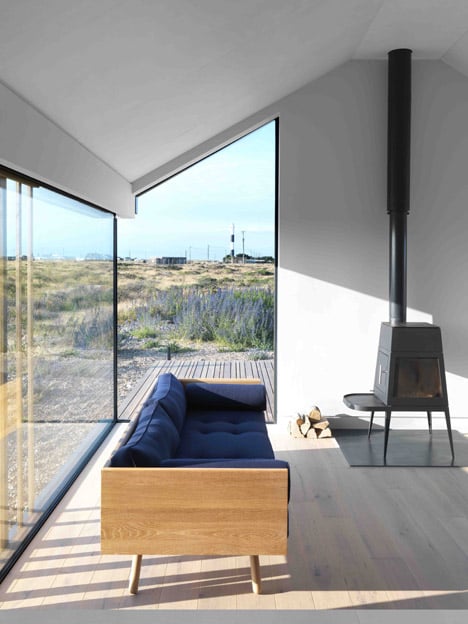 Pobble House Dungeness by Guy Hollaway