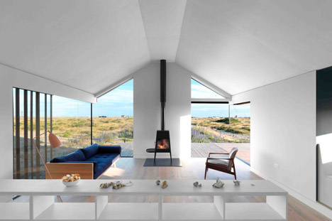 Pobble House Dungeness by Guy Hollaway