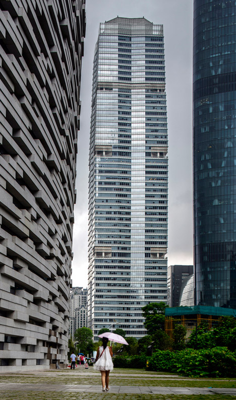 R and F Centre in Guangzhou by Aedas