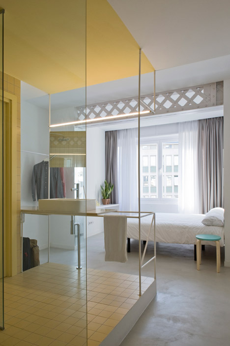 Rocha Apartment by Colombo and Serboli Architecture