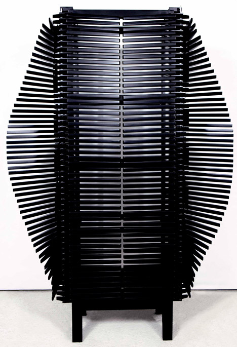Samurai_Cabinet_dezeen_468_2
