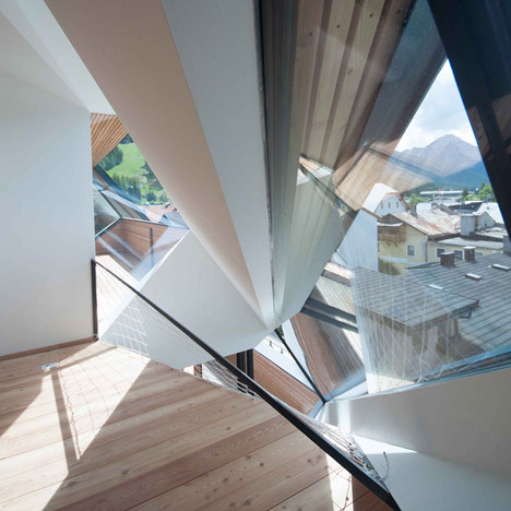 Angular windows create glass shards across Plasma Studio’s Schäfer Roofscape
