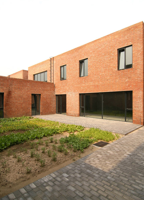 Songzhuang artist studios by Knowspace