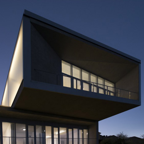 The Whale Primary School by Studio di Architettura Andrea Milani