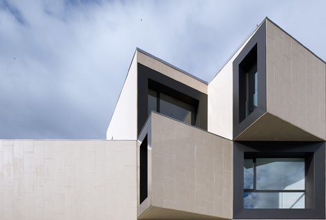 El Redin by Juan Miguel Otxotorena Elizegi – shortlisted finalist, Tile of Spain Awards 2013. Image by JM Cutillas and RP Bescós.