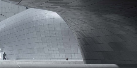 Zaha Hadid Dongdaemun Design Plaza Seoul