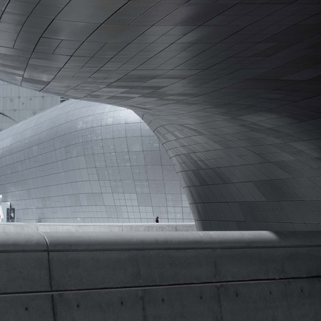 Zaha Hadid Dongdaemun Design Plaza Seoul