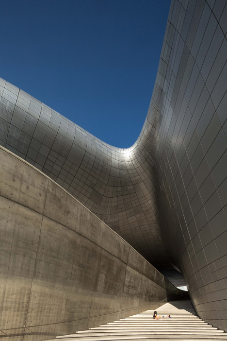 Zaha Hadid Seoul Design Center DDP