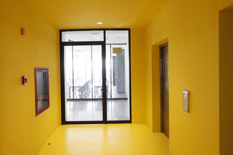 Bioinnova office block by Tatiana Bilbao
