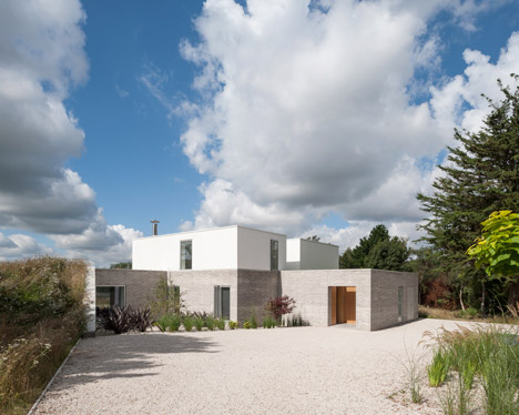 Broombank house in Suffolk by SOUP Architects