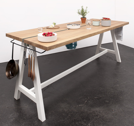 Cooking Table by Moritz Putzier