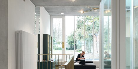 Deruyte Childrens Shoe Shop by ONO