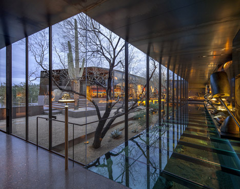 Desert Courtyard House by Wendell Burnette Architects