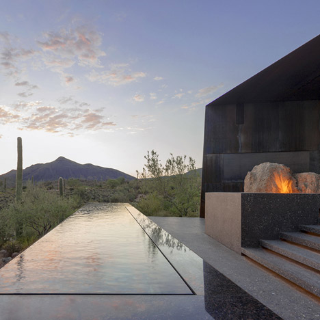 Desert Courtyard House by Wendell Burnette Architects