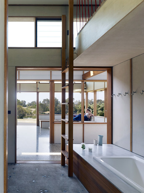 Dogtrot House by Dunn & Hillam