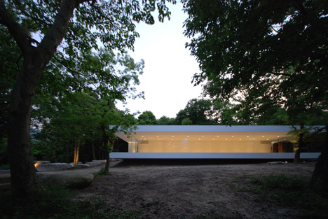 Florist Studio by Shinichi Ogawa & Associates
