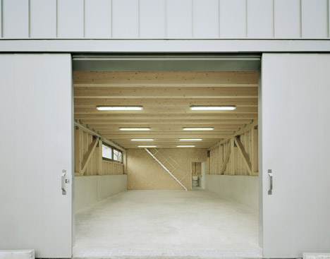 Hangar XS from Ecker Architekten