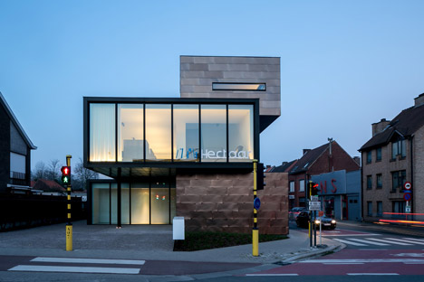 Hectaar office in Roeselaar by CAAN Architecten